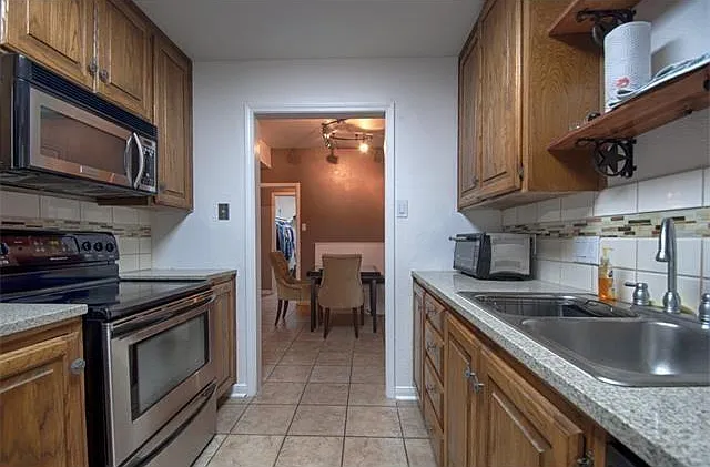 2529 Rio Grande St #69 — Photo 2