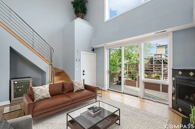 2 bed, 1700 sqft, $3,850 — Photo 3
