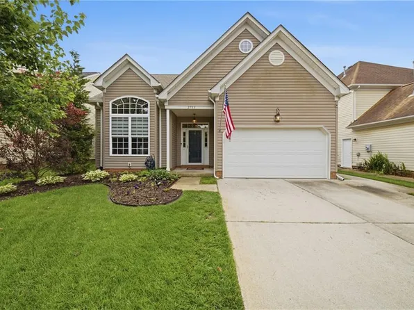 2733 Blake St, Virginia Beach, VA 23456