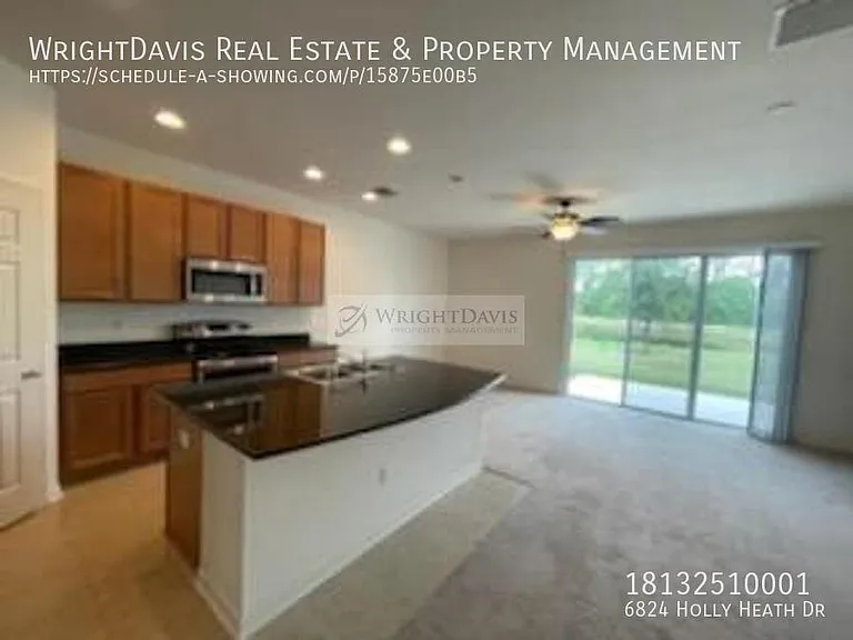 6824 Holly Heath Dr — Photo 2