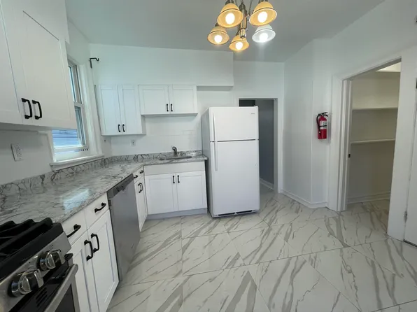 304 Fulton Avenue image 24 of 31