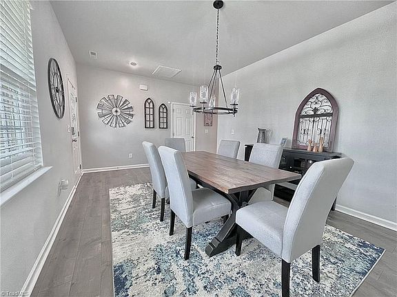 4th image of 1129 Hardwick Dr
