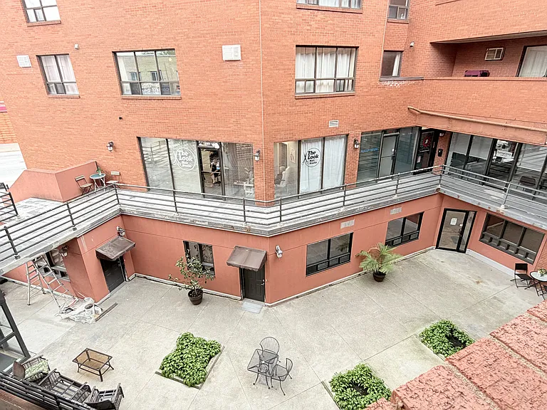 10 Pearl St W #106 — Photo 23
