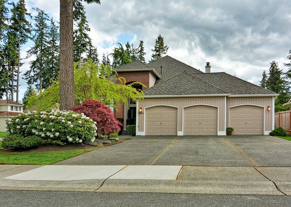 1st image of 2814 158th Pl SE