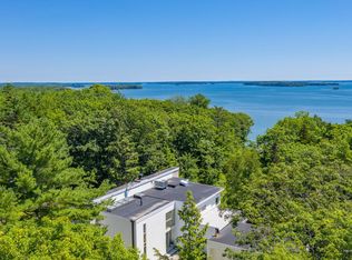 53 Whites Cove Rd, Yarmouth, ME 04096