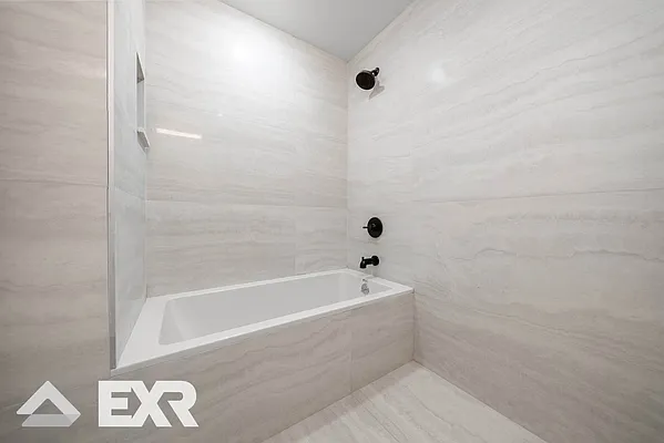 Rented by EXR | media 16