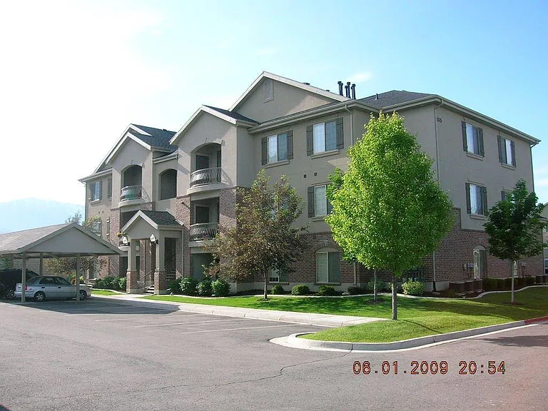 155 S Pleasant Grove Blvd #27 — Photo 1