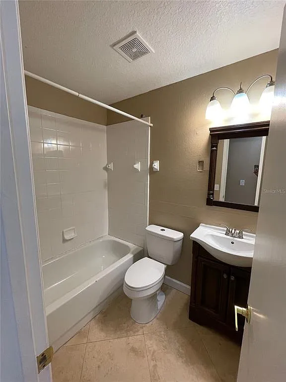 Building Photo - 769 Orchid Dr #769A
