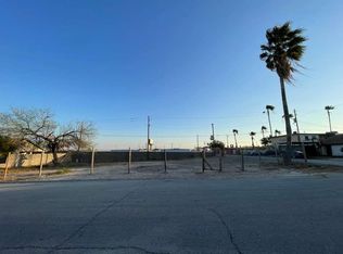 100 Fairway Ln, Laredo, TX 78041