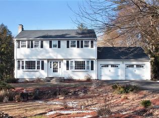 11 Village Rd, Simsbury, CT 06070
