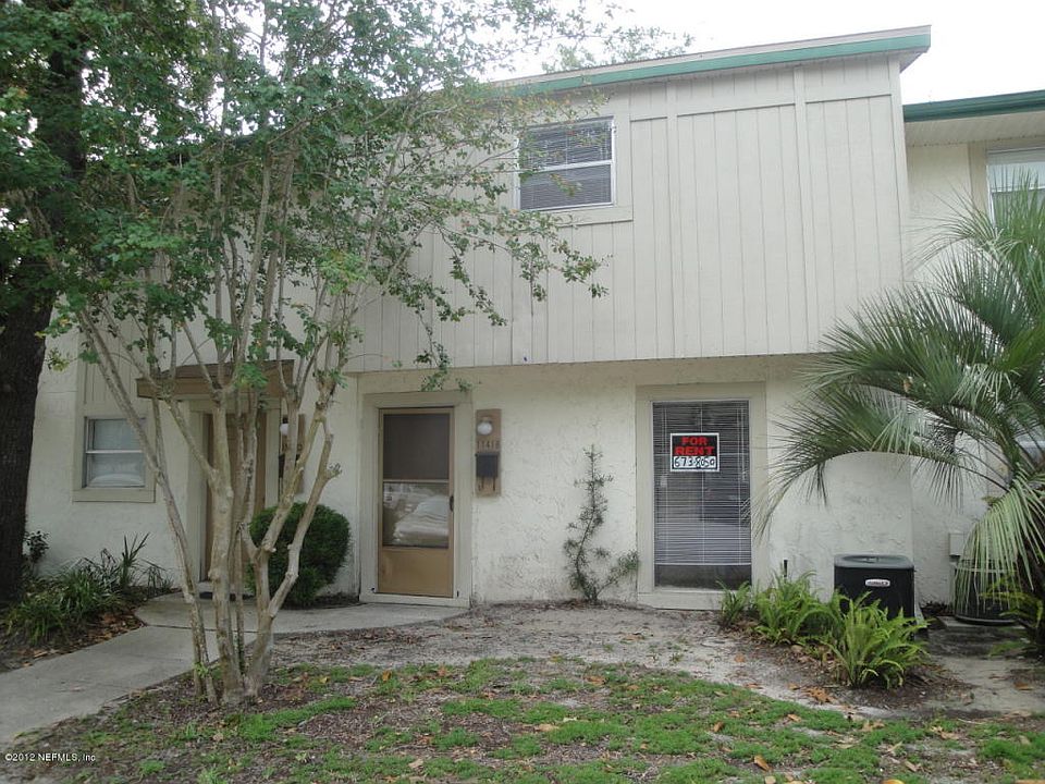 1st image of 11418 Bedford Oaks Dr