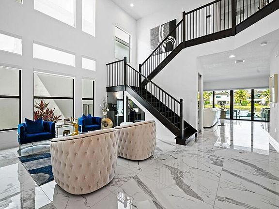 3rd image of 8599 Tower Bridge Ct