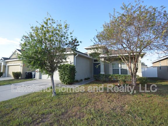 2nd image of 823 Krenson Woods Ln