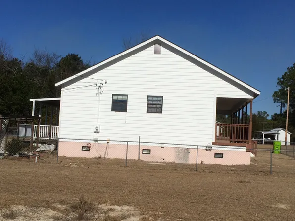 126 John Ammons Rd, Eastover, SC 29044
