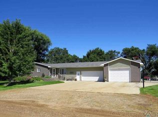 48086 Iverson Crsg Rd, Brandon, SD 57005