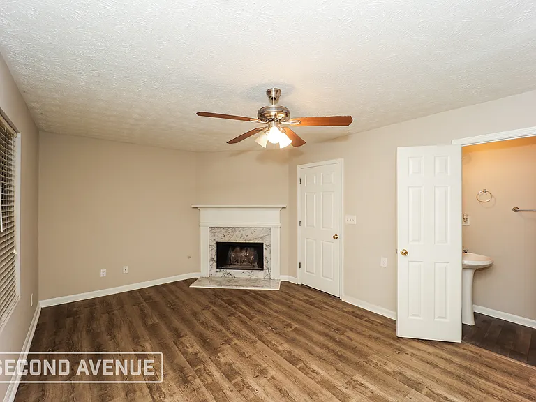 6614 Rebecca Lou Ln — Photo 3