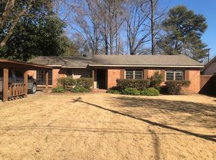 1304 Walnut St, Greenwood, MS 38930