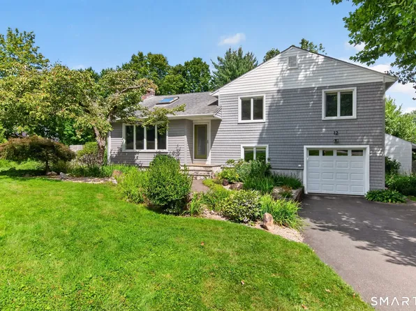 12 Walker Drive, Simsbury, CT 06070