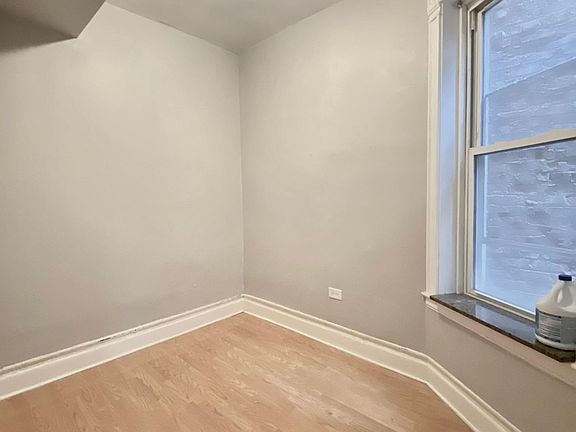 4th image of 1444 N Talman Ave APT 3