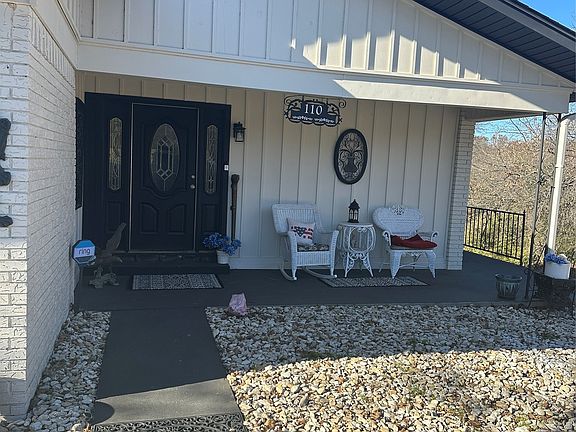 5th image of 110 Vanshire Rd W