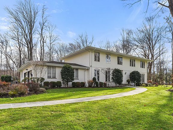 16 Birch Grove Drive