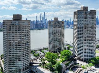 7004 Boulevard East APT 31A, Guttenberg, NJ 07093