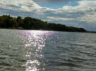 Swan Point Dr, Cheboygan, MI 49721