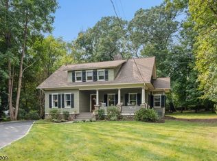 29 Beech Rd, Glen Rock Boro, NJ 07452