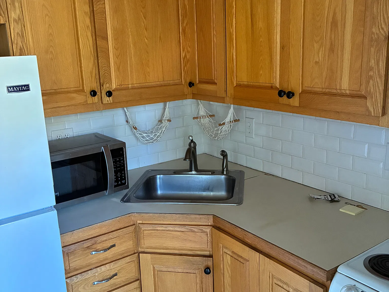 2 bed, 650 sqft, $1,900 — Photo 3