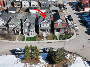 262 S Auburn Crest Grn SE, Calgary, AB T3M 1P8