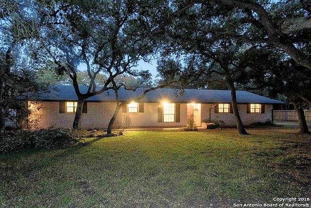 1st image of 4856 Spreading Oak Dr