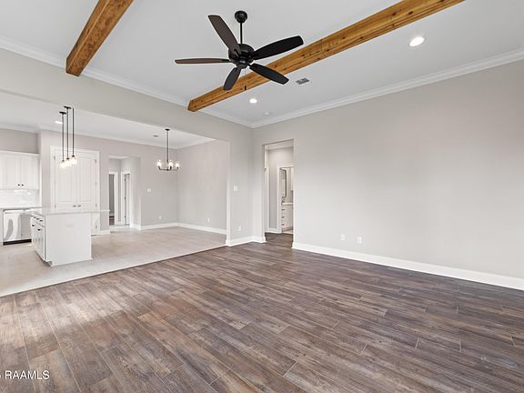 2nd image of 101 Long Creek Ln