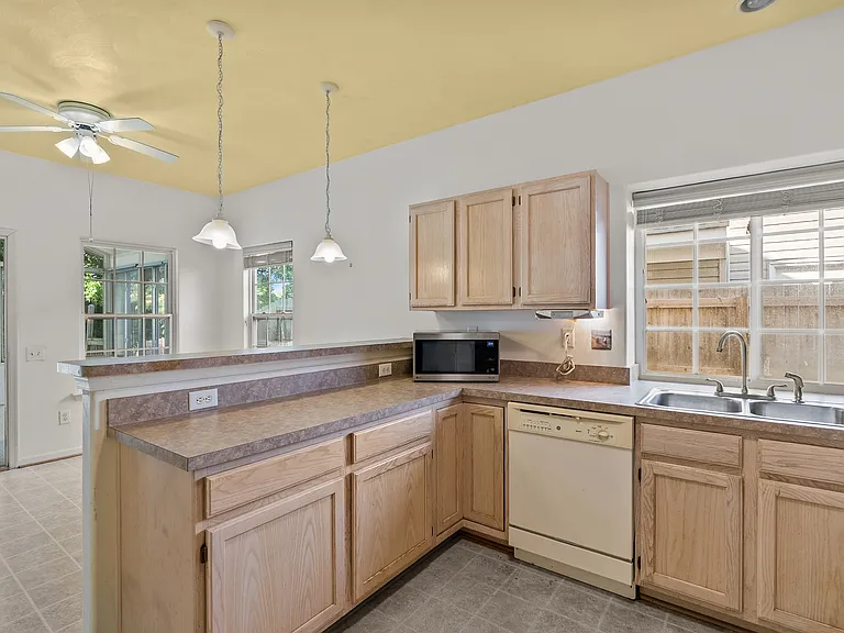 5509 Bulls Bay Dr #1 — Photo 20