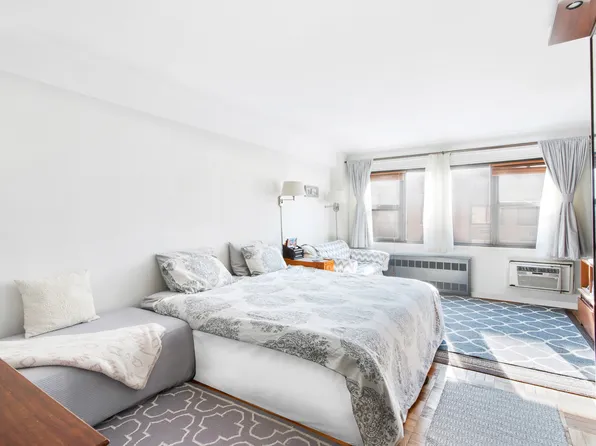 335 E 51st St, New York, NY