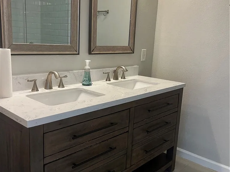 122 W Fairfield Dr — Photo 12