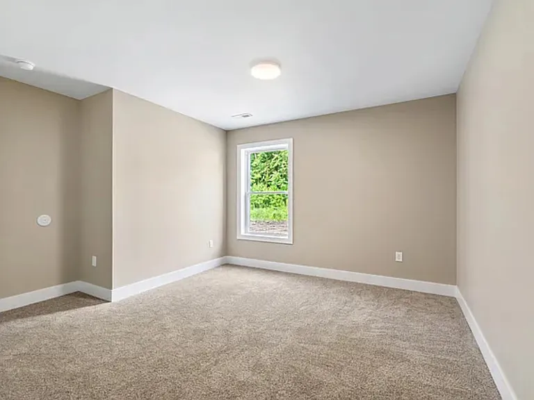 313 N Van Dorn St — Photo 10