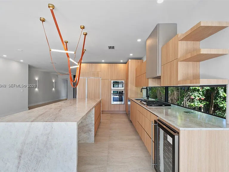 550 S Shore Dr — Photo 18
