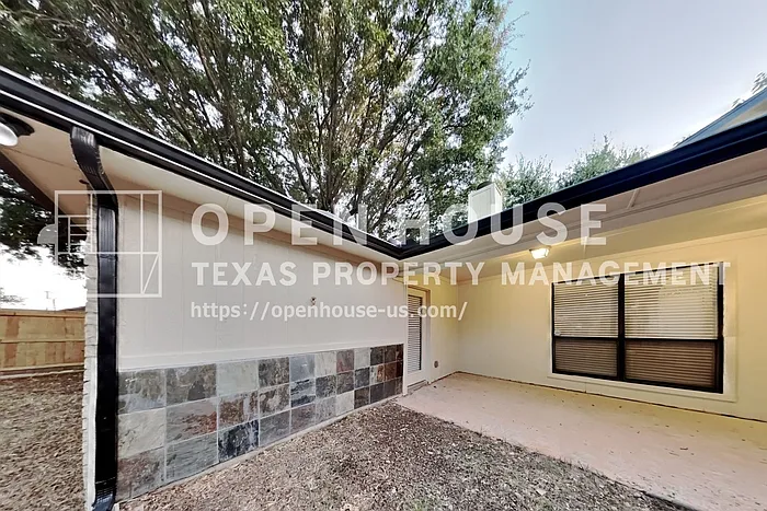 1052 Fairview Dr — Photo 17