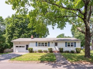 8 Clifton St, Taunton, MA 02780