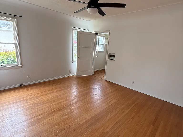 1844 S Wooster St — Photo 29