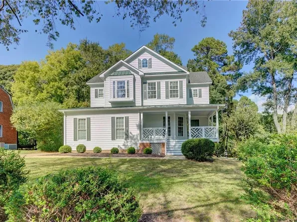 8995 River Cres, Suffolk, VA 23433