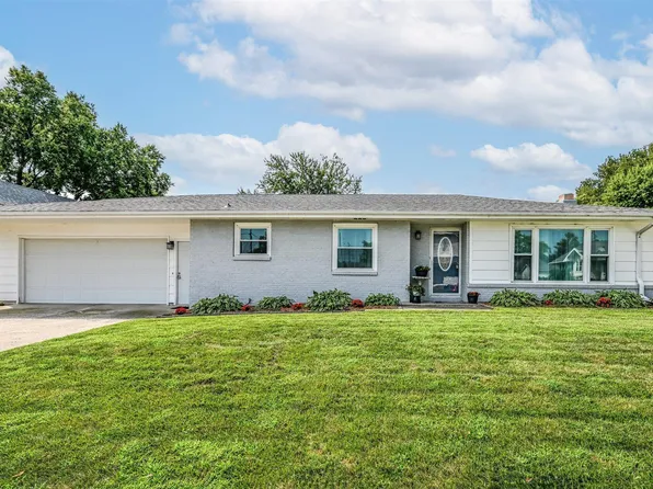 54 3rd St, Woodbine, IA 51579