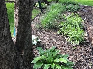 302 E Wea St, Paola, KS 66071