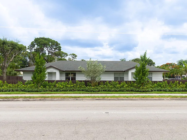3260 Hi St #B — Photo 8