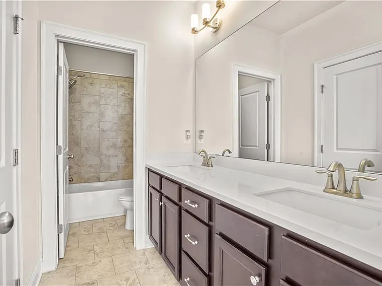 1011 Towneship Way — Photo 17