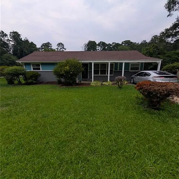 3221 Bobolink Dr — Photo 1