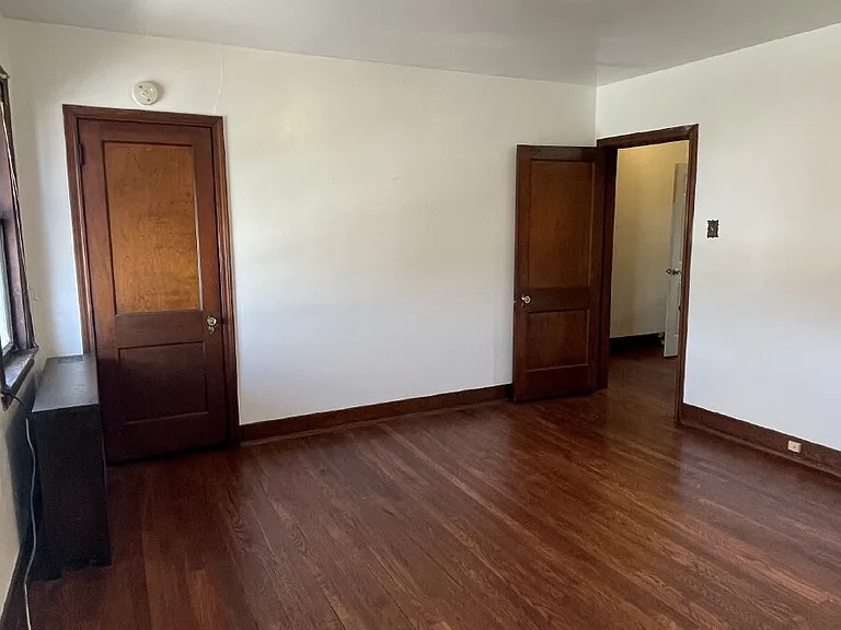 7442 Irvine St — Photo 8