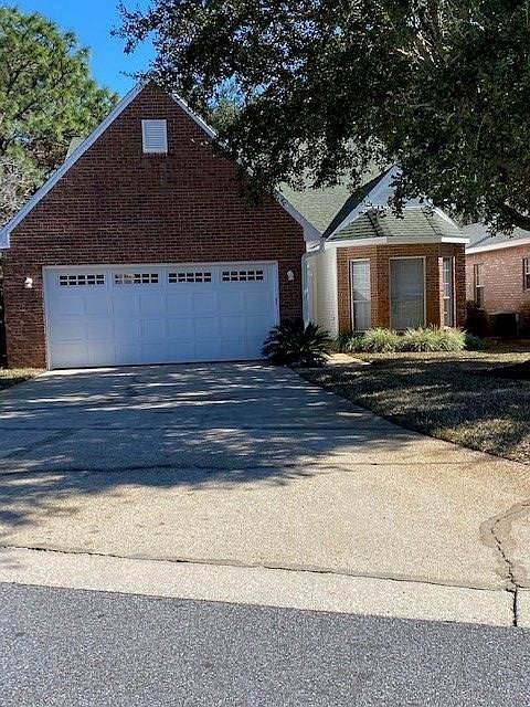 1st image of 1404 Greenvista Ln