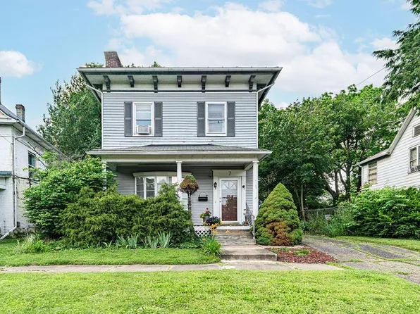 7 Wooster Ave, Mount Vernon, OH 43050