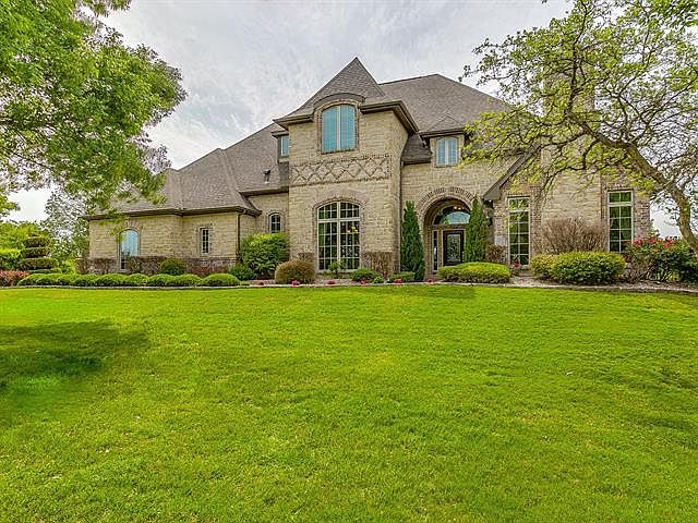 1st image of 106 Silver Valley Ln